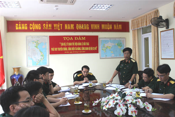 Tọa đàm: "Cán bộ, sĩ quan trẻ Viện Bỏng Lê Hữu Trác phát huy truyền thống, cống hiến tài năng, xứng danh bộ đội cụ Hồ”